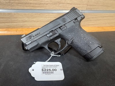 Used Smith & Wesson M&P40 Sheild .40S&W - Image 1 of 2