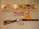 WINCHESTER 94 JOHN WAYNE COMMERATIVE 32-40 CAL. NEW UNFIRED IN BOX - 1 of 8