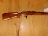 ANSCHUTZ 1518, 22 MAG. CHERCKED MONTE CARLO, BEAUTIFUL FRENCH WALNUT WITH ROSE WOOD TIP FOREARM, MANILICHER STOCK, 99% COND. - 2 of 5