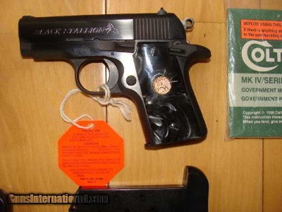 COLT MUSTANG WHITE & BLACK STALLION CONSECUTIVE SERIAL NO. 008 & 009 NEW UNFIRED IN COLT CUSTOM SHOP BOXES - Image 2 of 3