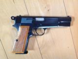 BROWNING BELGIUM HI POWER 9 MM, BLUE, RING HAMMER, MFG. IN THE 1960'S, NEW COND. WITH THE BROWNING ZIPPER POUCH - 3 of 3