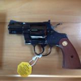 COLT PYTHON 357 MAG. 2 1/2