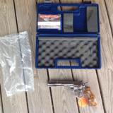 COLT PYTHON 357 MAG. 