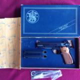 SMITH & WESSON 52-2, 38 MID RANGE WADCUTTER, MFG. IN THE EARLY 1970'S, IN BOX WITH PAPERS, CLEANING TOOLS, 2 MAGS, 99% COND. [SOLD PENDING FUNDS] - 1 of 4