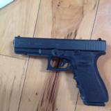 GLOCK M-21, 45 AUTO, MINT COND. IN BOX WITH EVERTHING GLOCK PUT IN THE BOX - 2 of 4