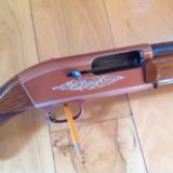 BROWNING TWELVETTE, AUTUMN BROWN RECEIVER, 28" MOD. VENT RIB, EXC. COND.
- 4 of 8