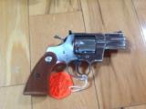 COLT PYTHON 357 MAG., 2 1/2" STAINLESS, APPEARS UNFIRED NO CYLINDER TURN RING, IN BOX NEW COND. - 3 of 3