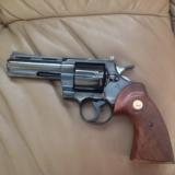 COLT PYTHON 357 MAGNUM, 4