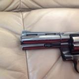COLT PYTHON 357 MAGNUM, 4