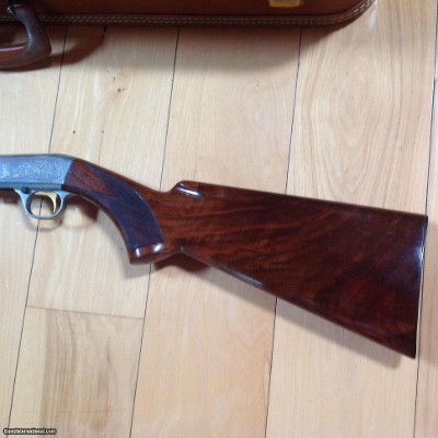BROWNING BELGIUM TAKEDOWN, 22 LR. GRADE 2, MFG. 1966,COME WITH BROWINGCASE PICTURED IN HOMER TYLERS BOOK, [HAS BRASS TRIM AROUND BOTH SIDES] - Image 2 of 11