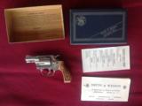 SMITH & WESSON 60 NO DASH, 38 SPC. 2'' STAINLESS
LIKE NEW IN BOX WITH OWNERS MANUAL - 1 of 4