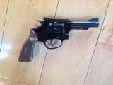 SMITH & WESSON 43 AIRWEIGHT, 22 LR. 4'' BLUE, ADJUSTABLE SIGHTS, LIKE NEW IN THE BOX - 4 of 6