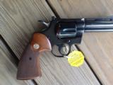 COLT PYTHON 357 MAGNUM 4" BLUE, MFG. 1978, APPEARS UNFIRED WITH NO CYLINDER TURN RING, 100% COND. IN BOX - 3 of 7