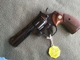 COLT PYTHON 357 MAGNUM, 4” BLUE, NEW UNFIRED, UNTURNED, 100% COND. MFG 1975 IN THE BOX - 3 of 6