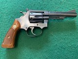 SMITH & WESSON 34 NO DASH, 22 LR., 4” BLUE, 99% COND. IN THE BOX WITH PAPERS - 3 of 7