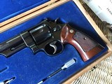 SMITH & WESSON 57 NO DASH, 41 MAGNUM, 8 3/8” BLUE NEW 100% COND. IN THE PRESENTATION BOX WITH OWNERS MANUAL & TOOLS - 2 of 8