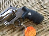 COLT ANACONDA 44 MAGNUM, 4” STAINLESS, NEW UNFIRED, UNTURNED, 100% COND. IN THE BOX - 4 of 8