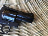 COLT PYTHON 357 MAGNUM, 2 1/2” BLUE, MFG. 1979, APPEARS TO HAVE ONLY BEEN FACTORY FIRED, AS NEW IN THE BOX. - 4 of 6
