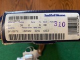 SMITH & WESSON 60-7, 38 SPC. LIKE NEW IN THE BOX - 5 of 5