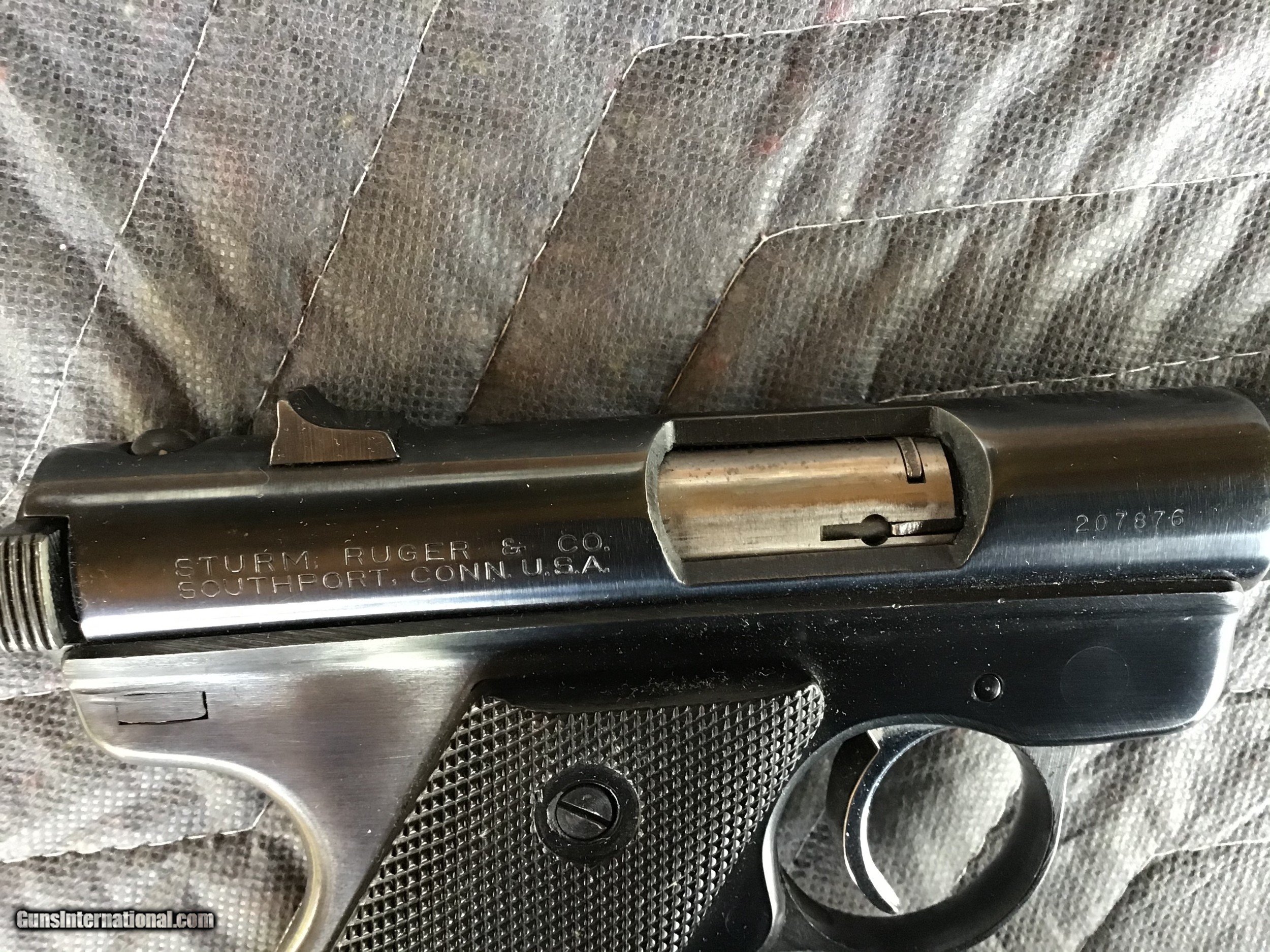 RUGER MARK 1, 22 LR. 6” BARREL, OLD MODEL, LIKE NEW COND. IN RED BOX