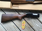 WINCHESTER MODEL 12, 12 GA., 28” MOD. CHOKE, NEW UNFIRED 100% COND. IN THE BOX WITH HANG TAG - 2 of 5
