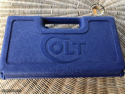 COLT FACTORY BLUE PLASTIC COLT PYTHON, ANACONDA, ETC. BOX IN NEW COND.