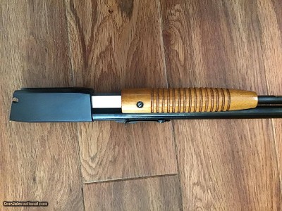 BROWNING TROMBONE 22 LR. MFG. IN BELGIUM NEW UNFIRED, NEVER BEEN ASSEMBELED 100% COND. NEW IN THE BOX - Image 6 of 9