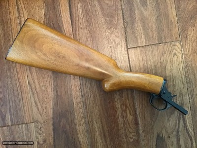 BROWNING TROMBONE 22 LR. MFG. IN BELGIUM NEW UNFIRED, NEVER BEEN ASSEMBELED 100% COND. NEW IN THE BOX - Image 4 of 9