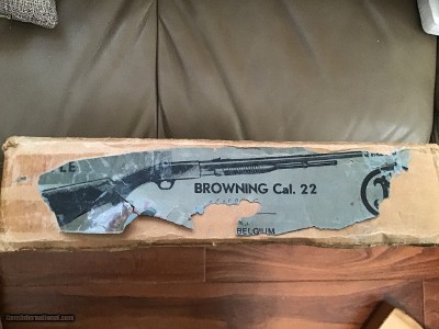 BROWNING TROMBONE 22 LR. MFG. IN BELGIUM NEW UNFIRED, NEVER BEEN ASSEMBELED 100% COND. NEW IN THE BOX - Image 9 of 9