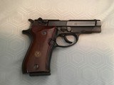 BROWNING BDA 380 CAL. BLUE, 13 SHOT , 2 MAG’S, 99% COND. WITH OWNERS MANUAL - 3 of 4