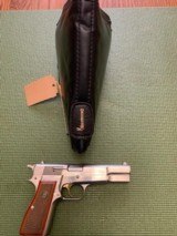 BROWNING BELGIUM HIGH POWER 9MM, BRIGHT NICKEL, GOLD TRIGGER, NEW UNFIRED IN ZIPPER POUCH - 2 of 5