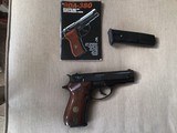 BROWNING BDA 380 CAL. 13 SHOT, BLUE, 99+% COND. COMES WITH 2 MAG’S & OWNERS MANUAL - 1 of 6