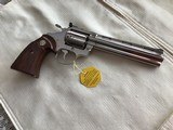 COLT DIAMONDBACK 22 LR. 6” BRIGHT NICKEL, NEW UNFIRED, UNTURNED 100% COND. IN THE BOX. - 2 of 10