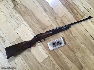 KIMBER OF OREGON 82 SUPER AMERICA TOP OF THE LINE, DELUXE CLARO WALNUT, 22 MAGNUM CAL. NEW UNFIRED IN THE BOX, MFG. 1985 - Image 3 of 9