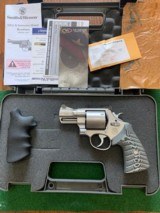 SMITH & WESSON 44 MAGNUM, 629 PERFORMANCE CENTER, 2.625” BARREL, LIKE NEW IN THE BOX WITH 2 SETS OF GRIPS - 1 of 5