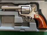 RUGER BLACKHAWK 357 CAL., 4 5/8”
BARREL SATIN STAINLESS, 99% COND. IN THE BOX - 2 of 5