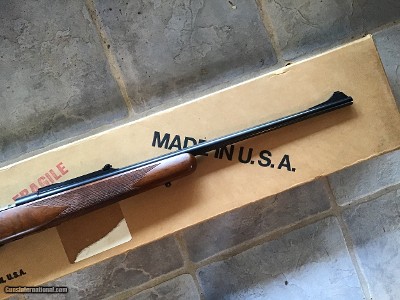 KIMBER OF OREGON 82 22 LR. “SUPER AMERICA” NEW IN THE BOX - Image 5 of 9