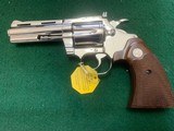 COLT DIAMONDBACK 22 LR. 4” BRIGHT NICKEL, NEW UNFIRED, UNTURNED, 100% COND., NEW IN THE BOX WITH OWNERS MANUAL, HANG TAG, COLT LETTER, ETC - 2 of 5