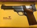 HIIGH STANDARD SUPERMATIC TROPHY MILITARY MODEL 22LR. 5 1/2” BARRE, VERY HIGH COND. IN THE BOX - 2 of 4