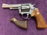 SMITH & WESSON 63 NO DASH, 4” STAINLESS, 22 LR., TARGET & REGULAR GRIPS, LIKE NEW IN THE BOX - 4 of 5