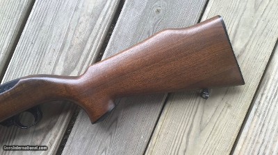 RUGER 10-22, 22 LR., WALNUT FINGER GROOVE WALNUT STOCK 99+% COND. - Image 3 of 7