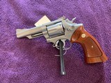 SMITH & WESSON 66 NO DASH, 357 MAGNUM, 4” STAINLESS, SERIA NO. 7K167XX, LIKE NEW - 2 of 5