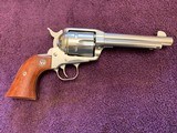 RUGER VAQUERO 44 MAGNUM, OLD MODEL, 5 1/2” STAINLESS GLOSS FINISH, LIKE NEW IN THE BOX WITH OWNERS MANUAL - 4 of 5