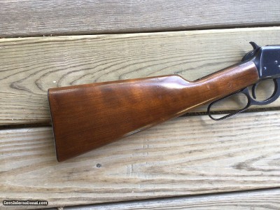 WINCHESTER 94, 32 WS. CAL. MFG. 1945, ORIGINAL BLUE & WOOD VARNISH, HIGH COND. - Image 3 of 7