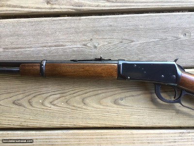 WINCHESTER 94, 32 WS. CAL. MFG. 1945, ORIGINAL BLUE & WOOD VARNISH, HIGH COND. - Image 5 of 7
