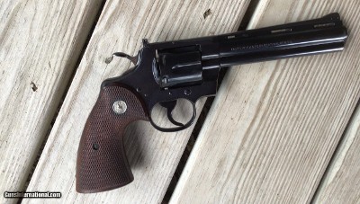 COLT PYTHON 357 MAGNUM 6” BLUE, MFG. 1957, SERIAL# 30xx, ALL ORIGINAL BLUE & GRIPS, VERY HIGH COND. - Image 2 of 6