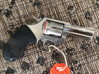 COLT DETECTIVE SPECIAL 38 SPC., 3” STAINLESS, NEW IN THE BOX WITH OWNERS MANUAL, HANG TAG, COLT LETTER, ETC. - Image 2 of 4