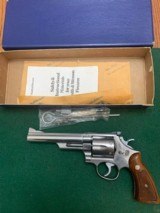 SMITH & WESSON 629 NO DASH, 44 MAGNUM, PINNED & RECESSED 6” BARREL, 99% COND IN THEBOX WITH WITH CLEANING TOOLS - 1 of 5