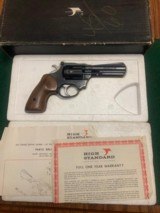 HIGH STANDARD SENTINEL MARK IV, 22 MAGNUM, 4” BLUE, LIKE NEW IN THE BOX - 1 of 5