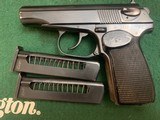 MAKAROV 9MM EAST GERMAN, NO IMPORT MARKS, 2 MAGAZINES, MATCHING SERIAL NUMBERS, WITH HOLSTER, VERY HIGH COND. - 2 of 4
